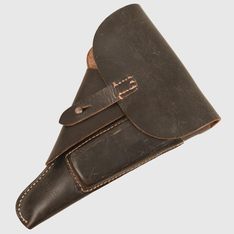 GERMAN WWII P 38 PISTOL HOLSTER.