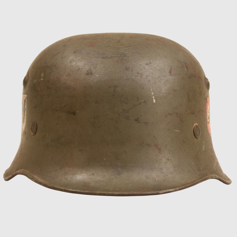 GERMAN WWII SS/SD MEDIUM DUTY COMBAT HELMET.