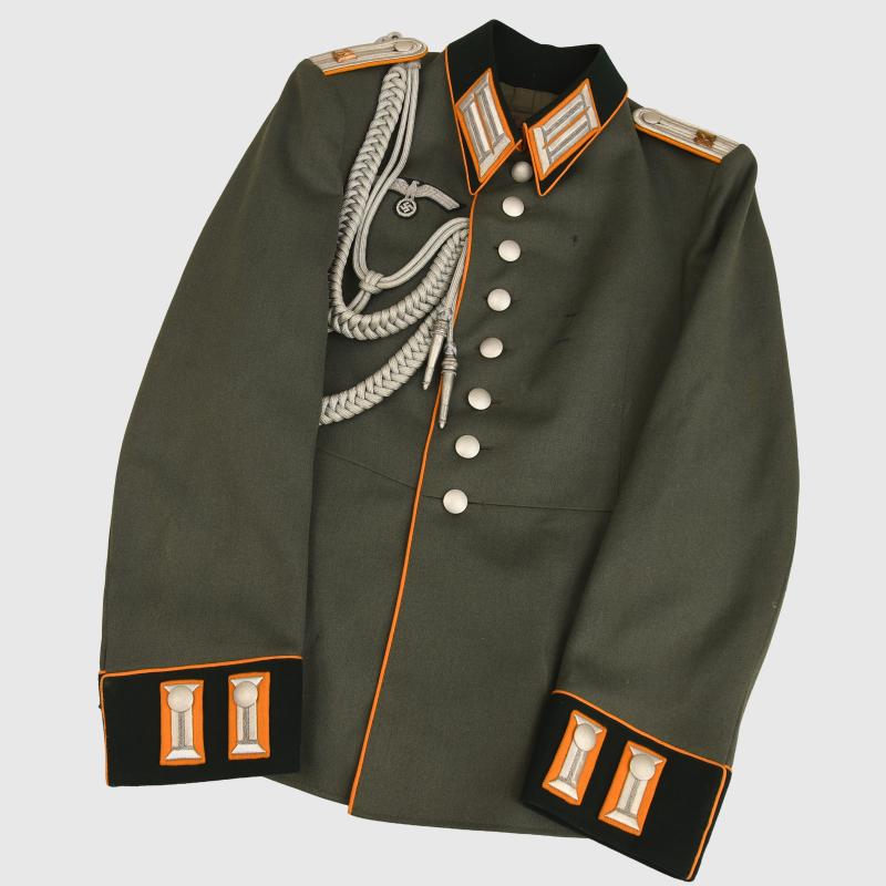 GERMAN WWII ARMY CAVALRY OFFICERS PARADE TUNIC WITH AIGULETTES.