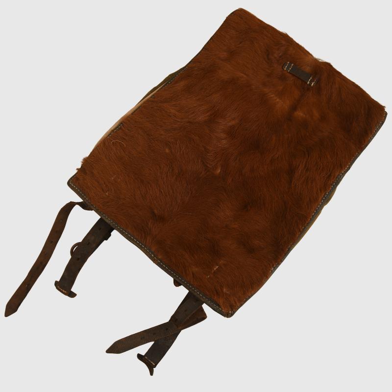 GERMAN WWII M.34 SOLDIERS FUR COVERED BACK PACK.