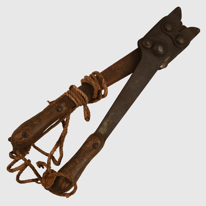 BRITISH WWI SHORT WIRE CUTTERS.