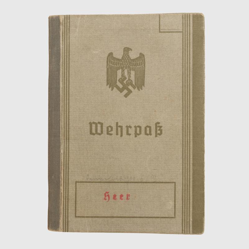 GERMAN WWII SOLDIERS WHERPASS.