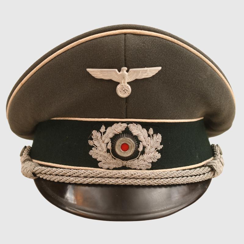 GERMAN WWII ARMY INFANTRY OFFICERS VISOR CAP.