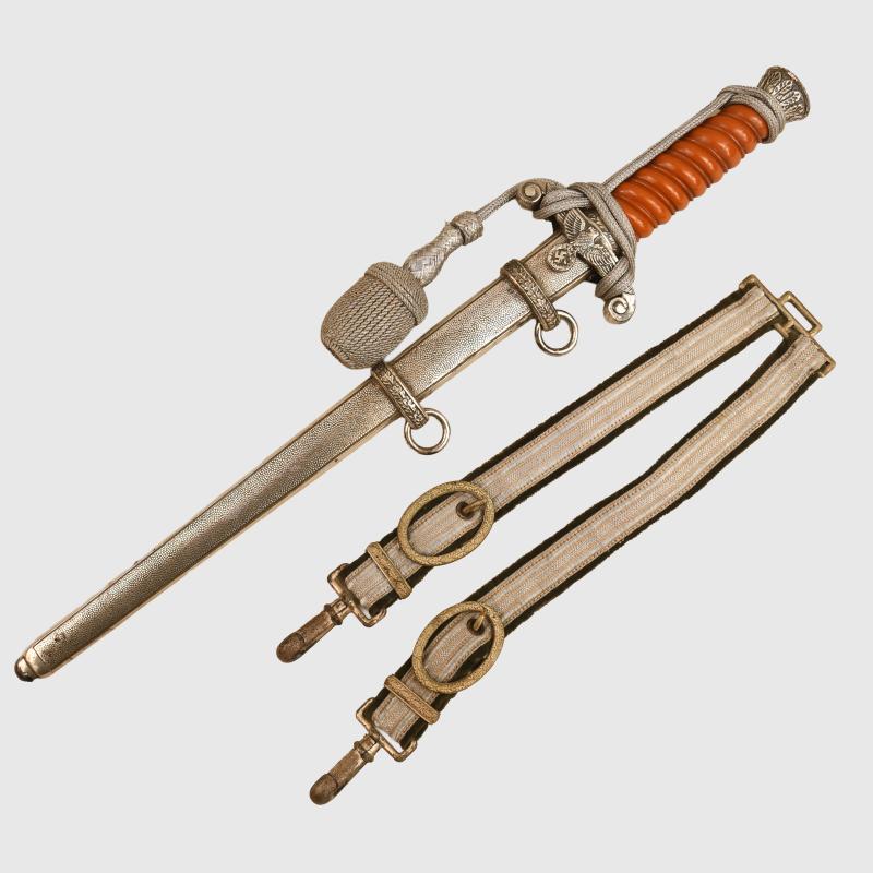 GERMAN WWII ARMY OFFICERS DAGGER NEAR MINT.