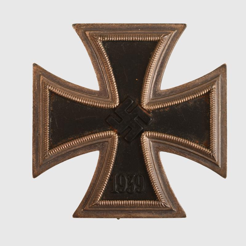 GERMAN WWII IRON CROSS 1ST CLASS.