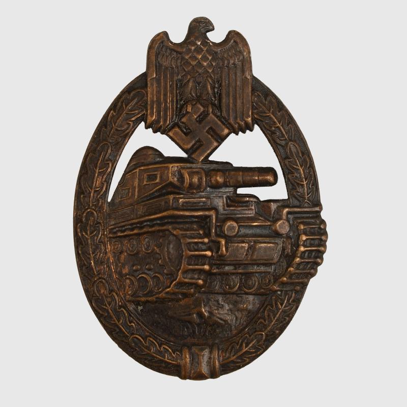 GERMAN WWII PANZER ASSAULT BADGE IN BRONZE.