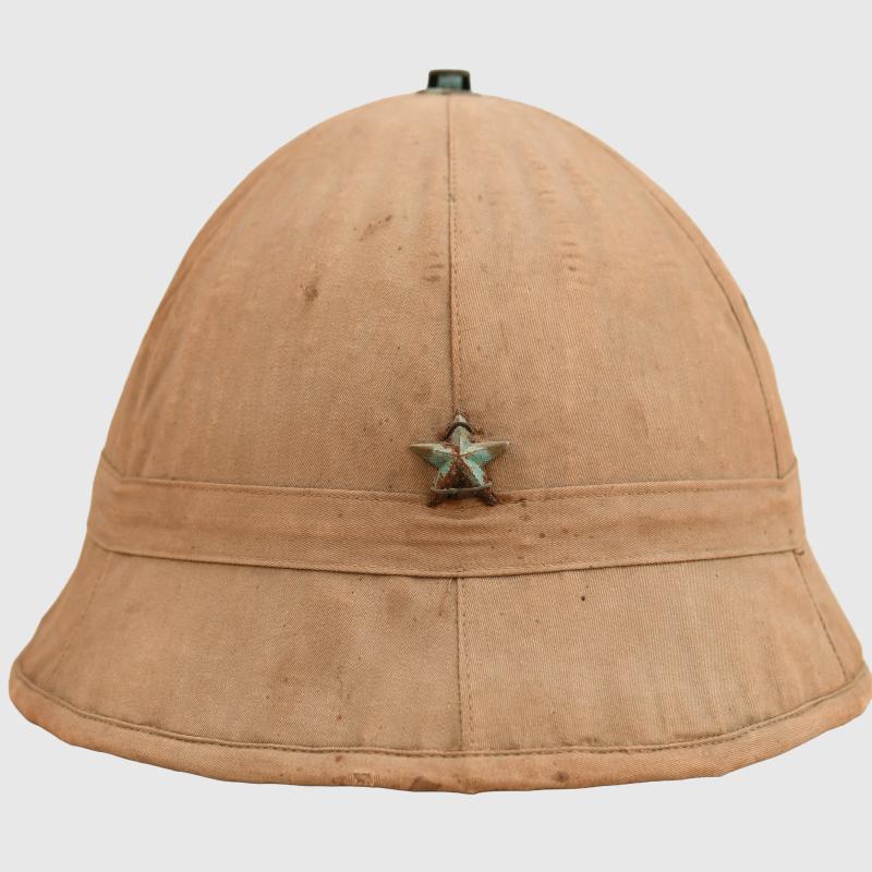 JAPANESE WWII 1ST MODEL TROPICAL PITH HELMET.