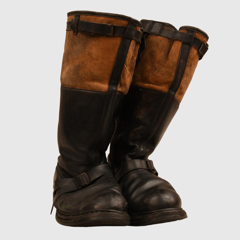 GERMAN WWII LUFTWAFFE SINGLE ZIP FLYING BOOTS.