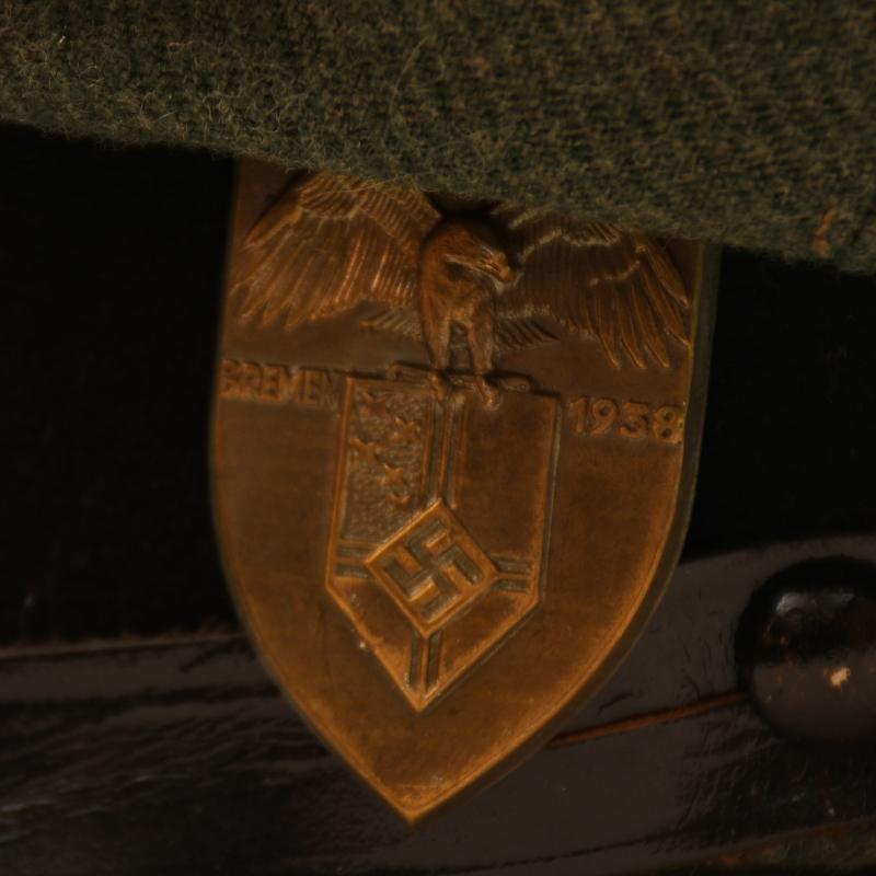 GERMAN WWII STALHELMBUND VISOR CAP.