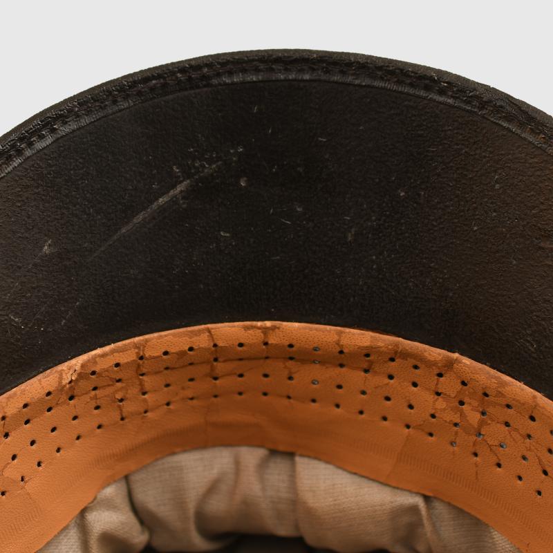 GERMAN WWII LUFTWAFFE FLIGHT SECTION VISOR CAP.