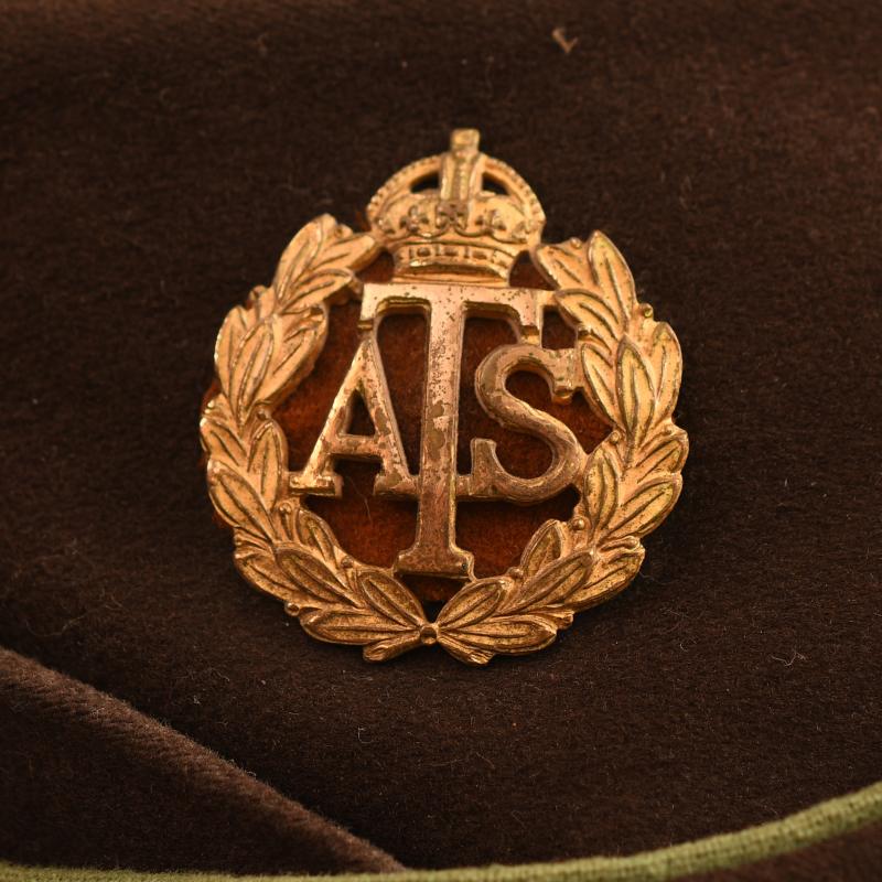 BRITISH WWII AUXILIARY TERRITORIAL SERVICE DRESS OVERSEAS CAP.