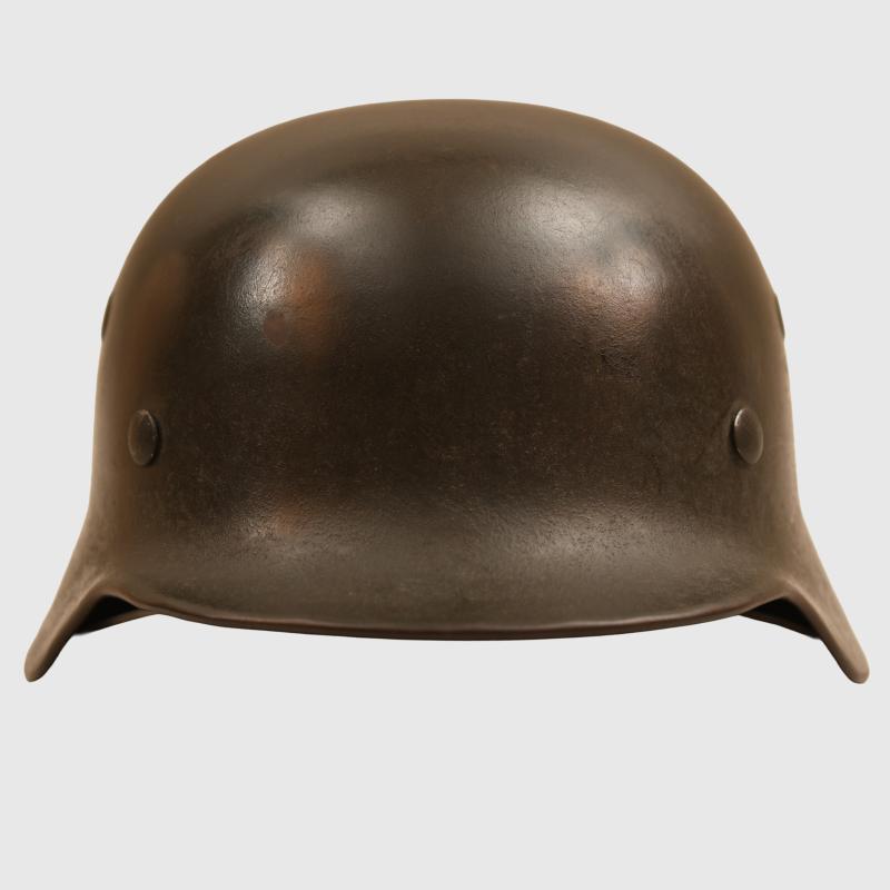 GERMAN WWII ARMY M.40 SINGLE DECAL COMBAT HELMET.