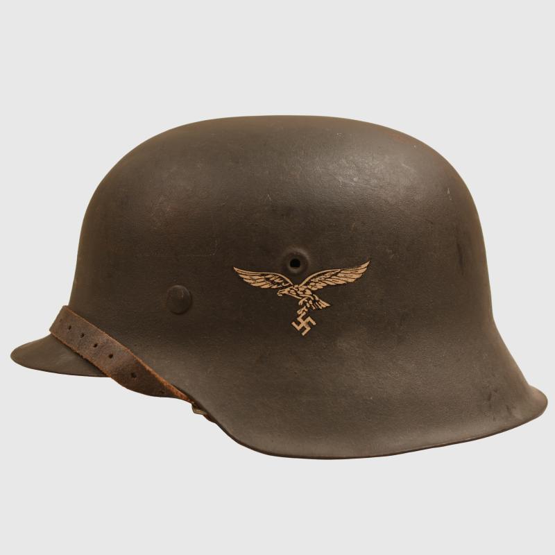 GERMAN WWII LUFTWAFFE SINGLE DECAL M.42 COMBAT HELMET WITH VERY LITTLE WEAR USE.