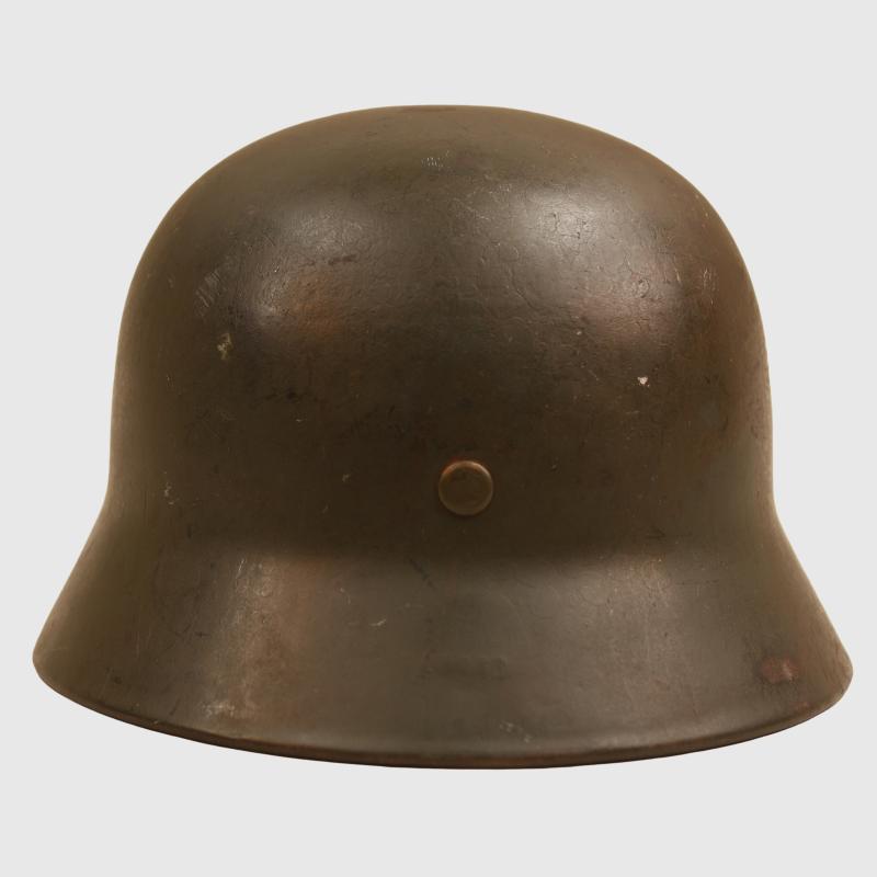 GERMAN WWII ARMY M.35 DOUBLE DECAL COMBAT HELMET.
