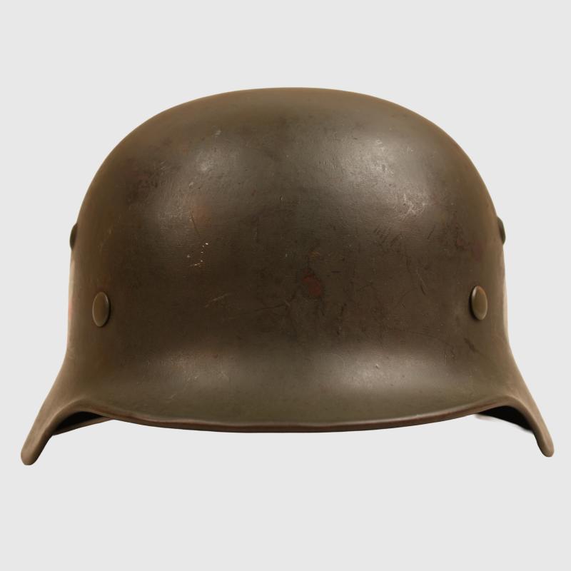 GERMAN WWII ARMY M.35 DOUBLE DECAL COMBAT HELMET.