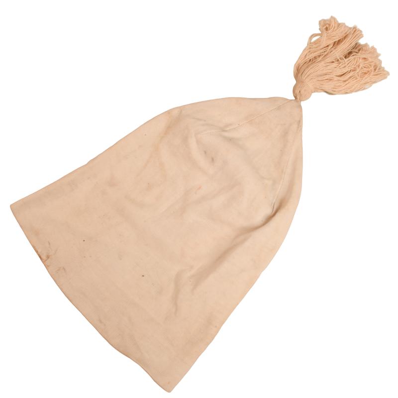 FRENCH WWI SOLDIERS SLEEPING CAP.