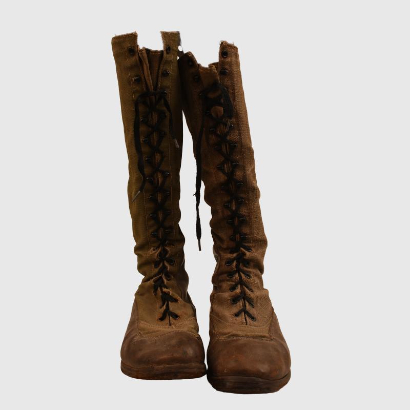 GERMAN WWII 1ST PATTERN AFRIKAKORPS LONG LACE UP BOOTS.