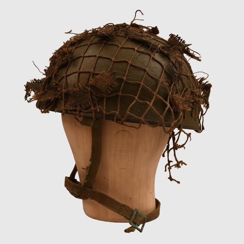 BRITISH/CANADIAN PARATROOPER HELMET.
