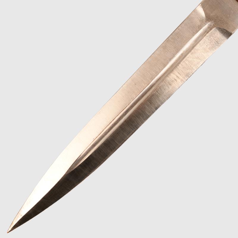 GERMAN WWI EAGLE HEADED BAYONET FIXING COMBAT KNIFE.