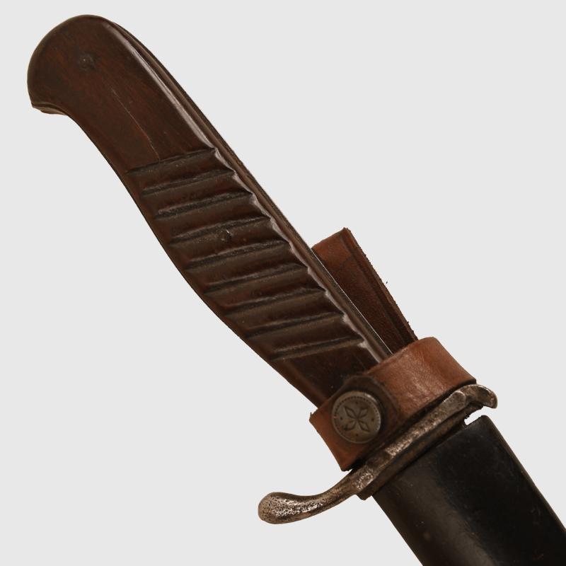 GERMAN WWI WOOD GRIPPED FIGHTING KNIFE.