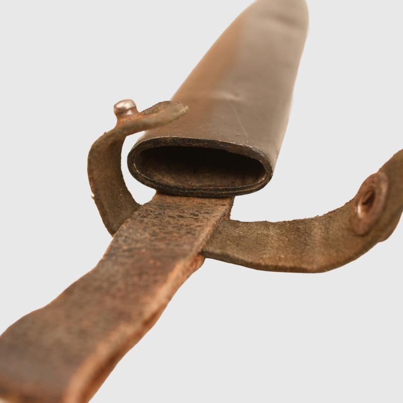 GERMAN WWI TRENCH KNIFE.