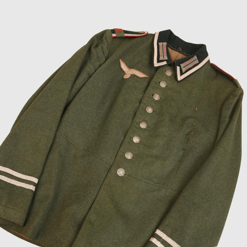 GERMAN WWII ARMY ARTILLERY NCO’S PARADE TUNIC.