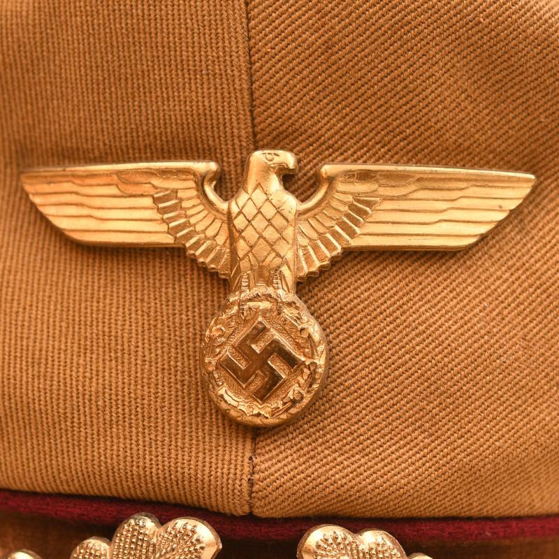 GERMAN WWII NSDAP GAU LEVEL POLITICAL LEADERS VISOR CAP.