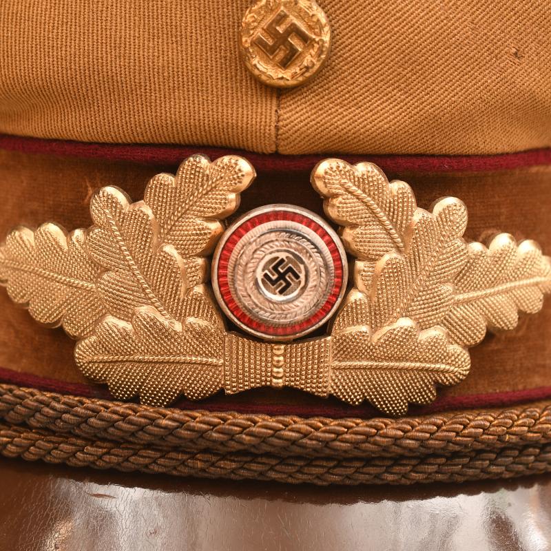 GERMAN WWII NSDAP GAU LEVEL POLITICAL LEADERS VISOR CAP.
