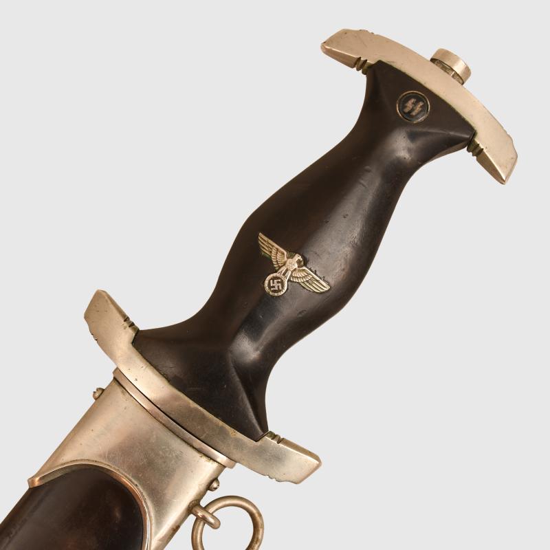 GERMAN WWII SS M.33 ENLISTED MANS DAGGER.