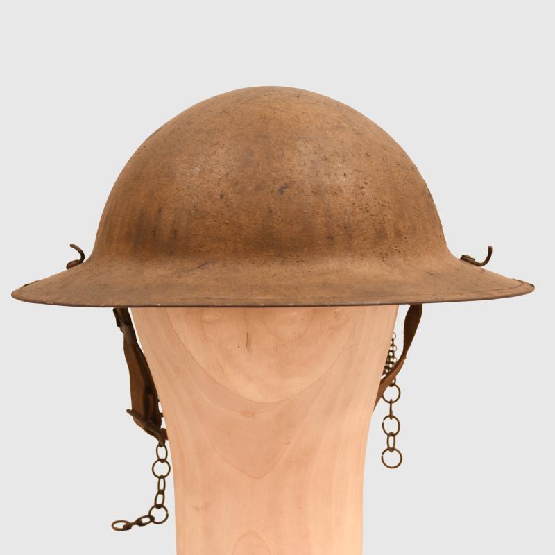 BRITISH WWI 1ST PATTERN CRUISE VISOR BRODIE HELMET.