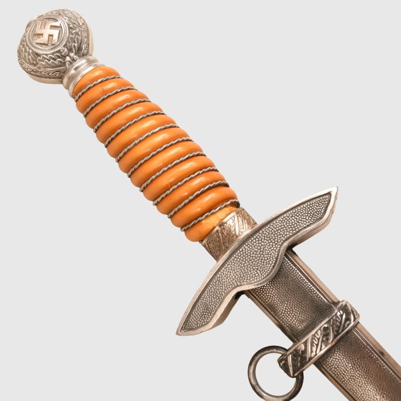 GERMAN WWII LUFTWAFFE 2ND PATTERN OFFICERS DAGGER.