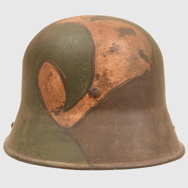 GERMAN WWI CAMOUFLAGE TRENCH HELMET M16.