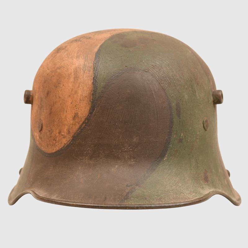 GERMAN WWI CAMOUFLAGE TRENCH HELMET M16.