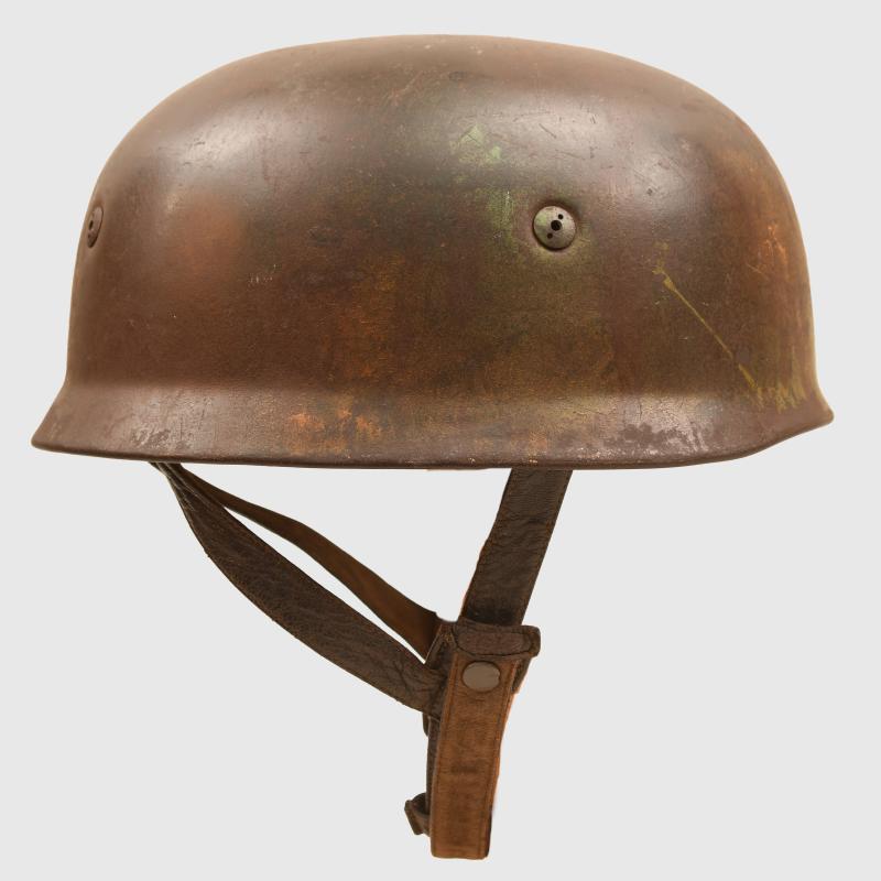 GERMAN WWII LUFTWAFFE CAMOUFLAGE PARATROOPER HELMET.