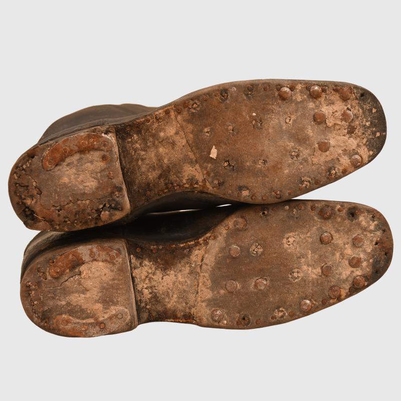 GERMAN WWII OFFICERS MOUNTED BOOTS.