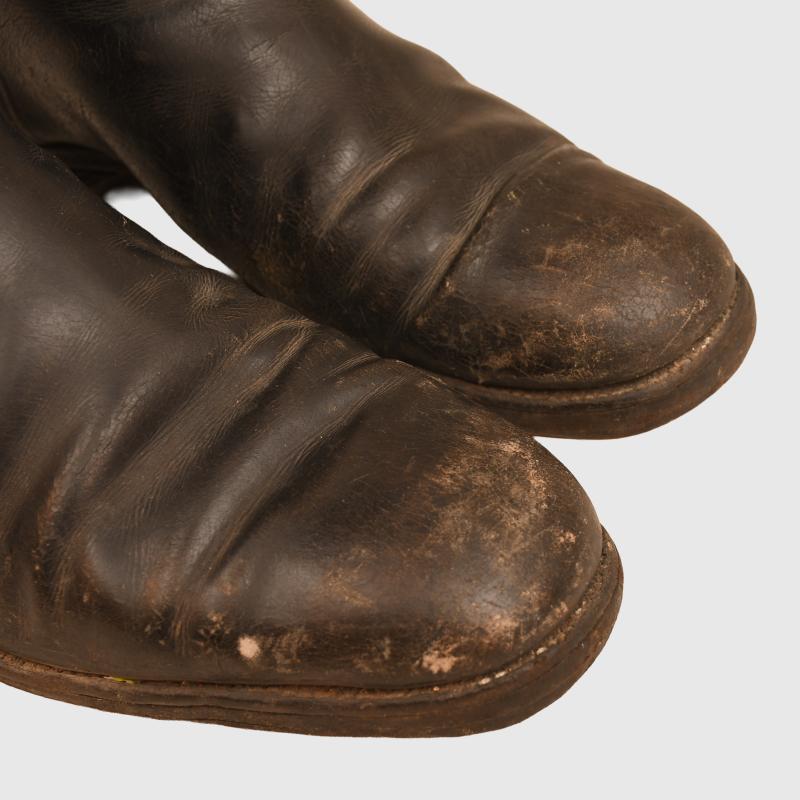 GERMAN WWII OFFICERS MOUNTED BOOTS.