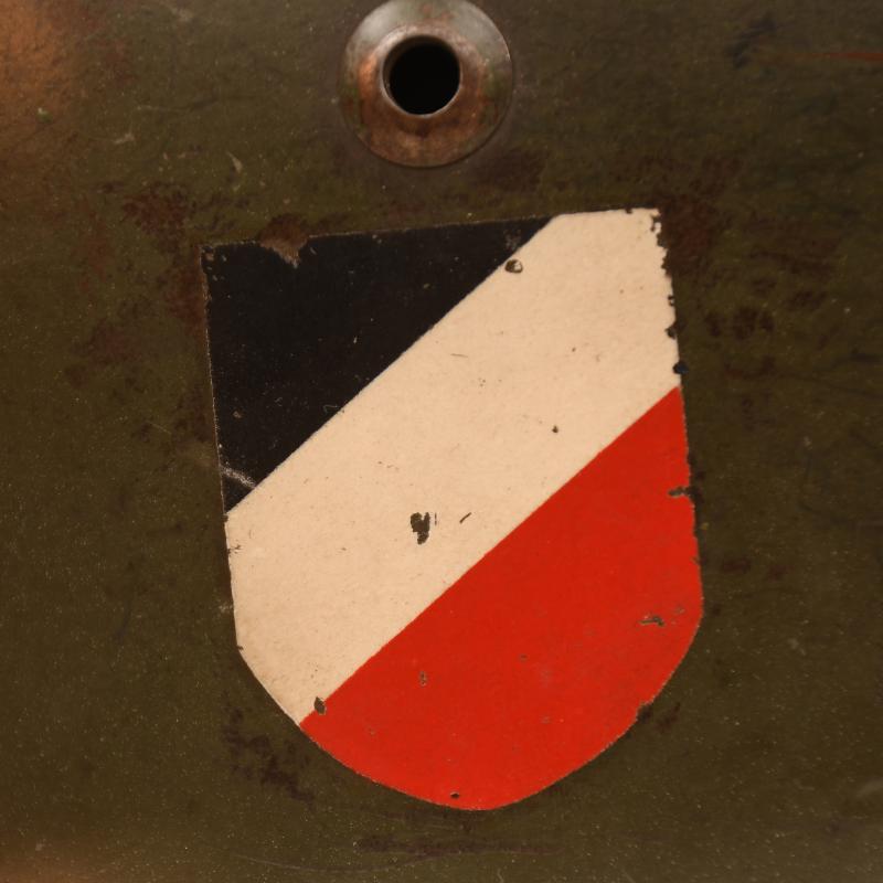 GERMAN WWII KRIEGSMARINE M35 DOUBLE DECAL HELMET.