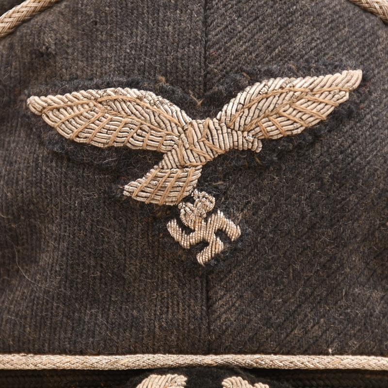 GERMAN WWII LUFTWAFFE OFFICERS CRUSHER CAP.