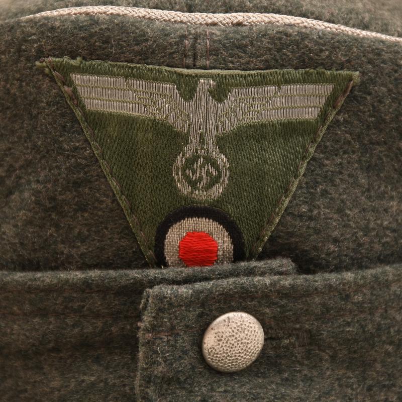 GERMAN WWII ARMY OFFICERS M 43 CAP.
