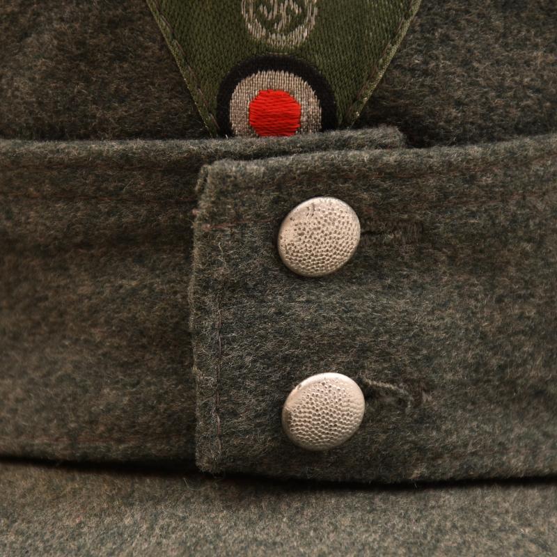 GERMAN WWII ARMY OFFICERS M 43 CAP.