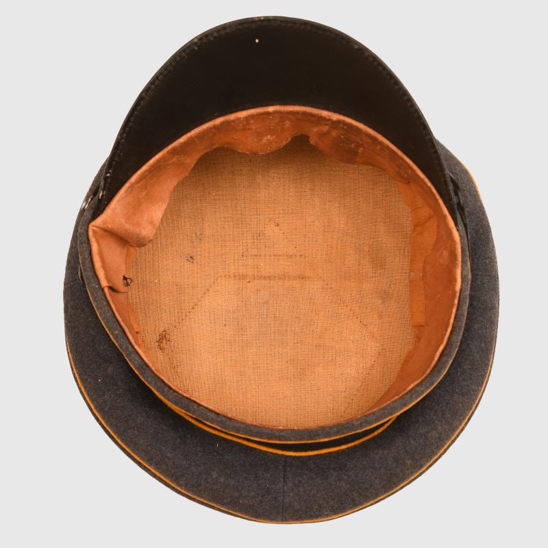 GERMAN WWII LUFTWAFFE NCO OR MAN’S VISOR FLIGHT CAP.