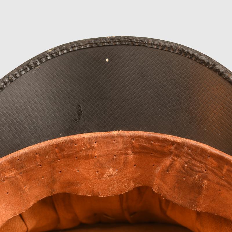 GERMAN WWII LUFTWAFFE NCO OR MAN’S VISOR FLIGHT CAP.