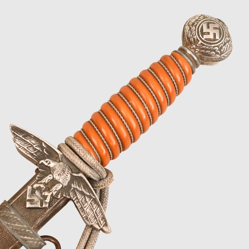 GERMAN WWII LUFTWAFFE 2nd PATTERN OFFICERS DAGGER.