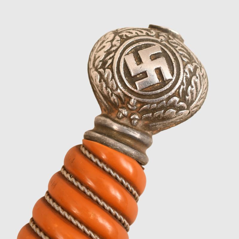 GERMAN WWII LUFTWAFFE 2nd PATTERN OFFICERS DAGGER.