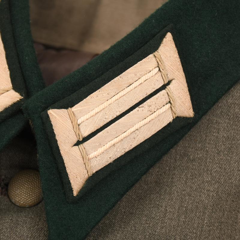 GERMAN WWII INFANTRY OBERLEUTNANT COMBAT TUNIC WITH KRIM SHIELD.