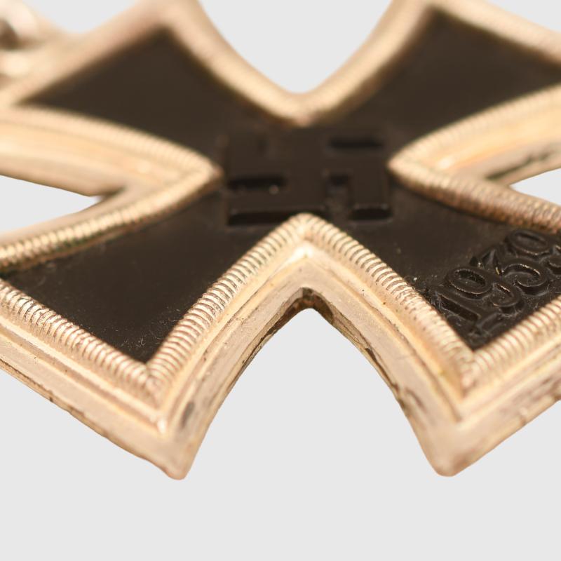 GERMAN POST WWII KNIGHTS CROSS, CASED.