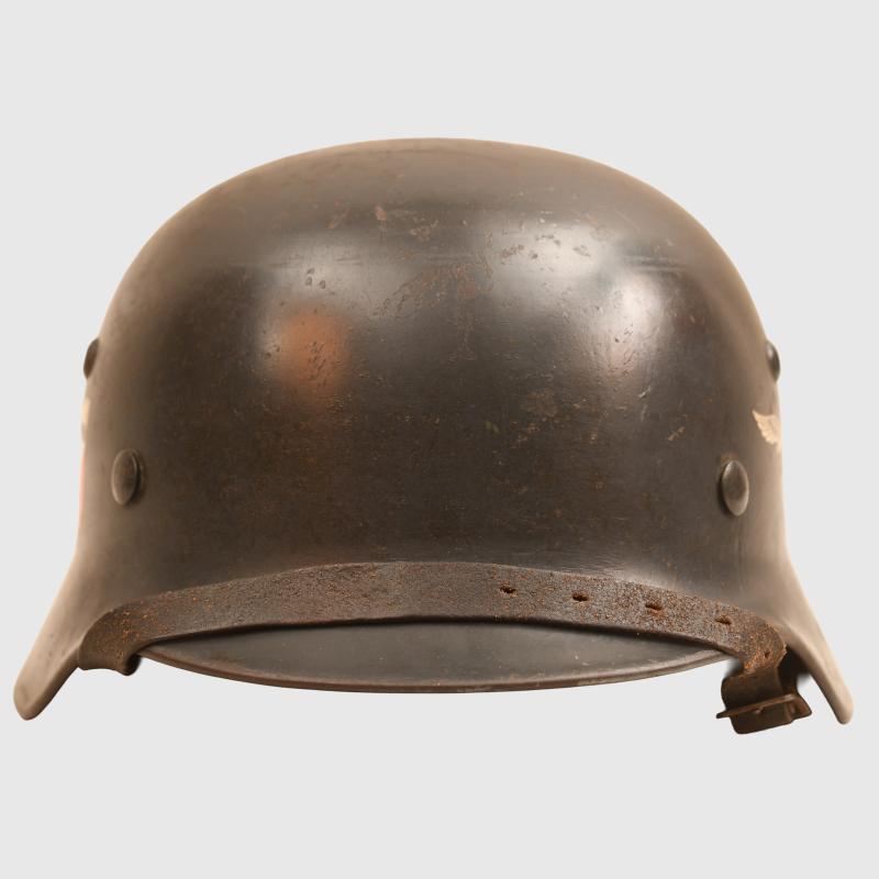GERMAN WWII LUFTWAFFE M.35 DOUBLE DECAL COMBAT HELMET.