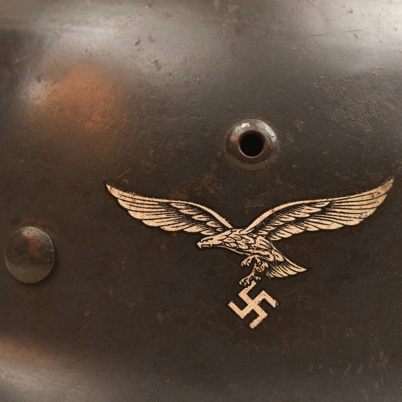 GERMAN WWII LUFTWAFFE M.35 DOUBLE DECAL COMBAT HELMET.