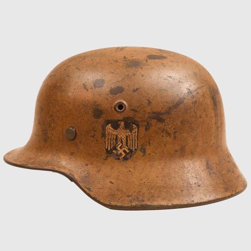 GERMAN WWII ARMY SINGLE DECAL TROPICAL CAMOUFLAGE M 40 COMBAT HELMET.