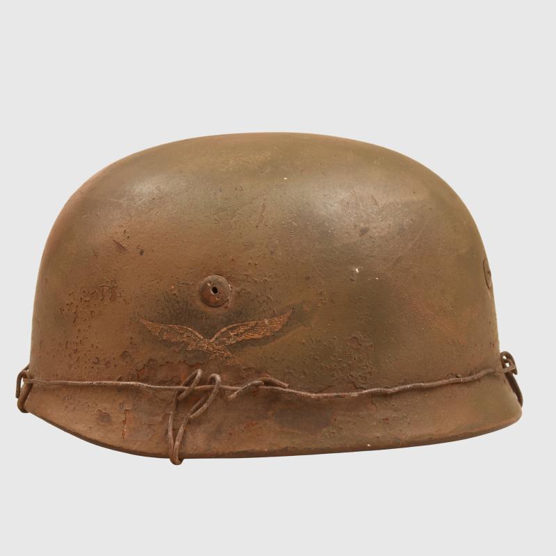 GERMAN WWII LUFTWAFFE CAMOUFLAGE SINGLE DECAL PARATROOPER HELMET.